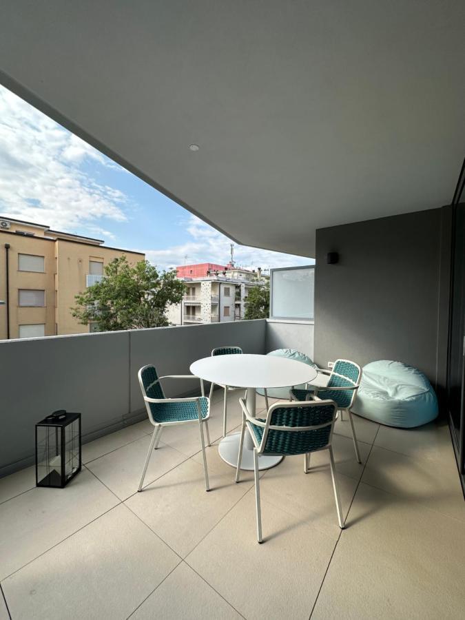 Aparthotel Zefiro Com Design, Large Terrace, Bike, Near Beach And Thermal Grado Luaran gambar